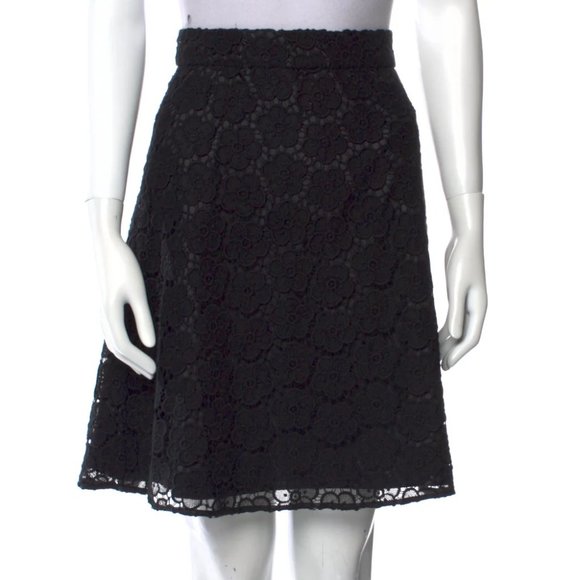 kate spade Dresses & Skirts - Kate Spade New York Women's Lined Lace Black Skirt Size 4